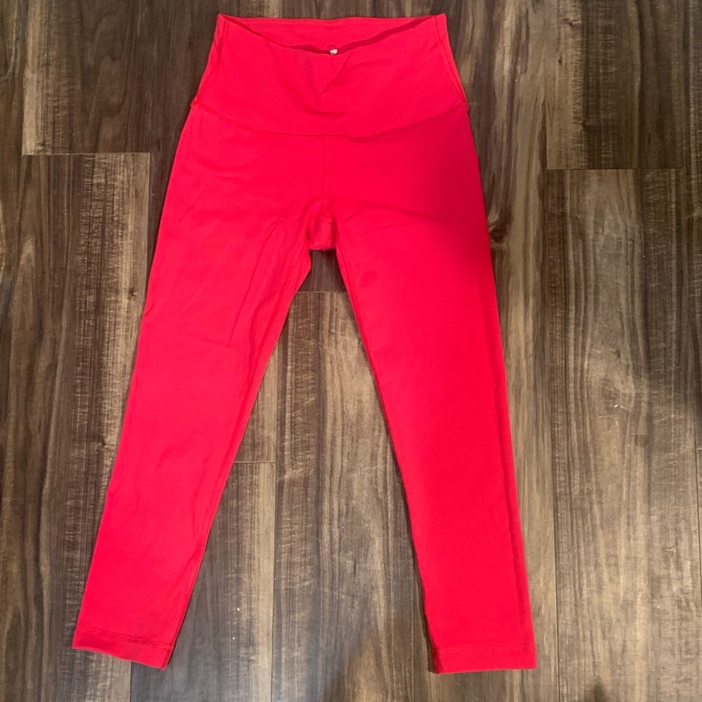 Pink cropped leggings